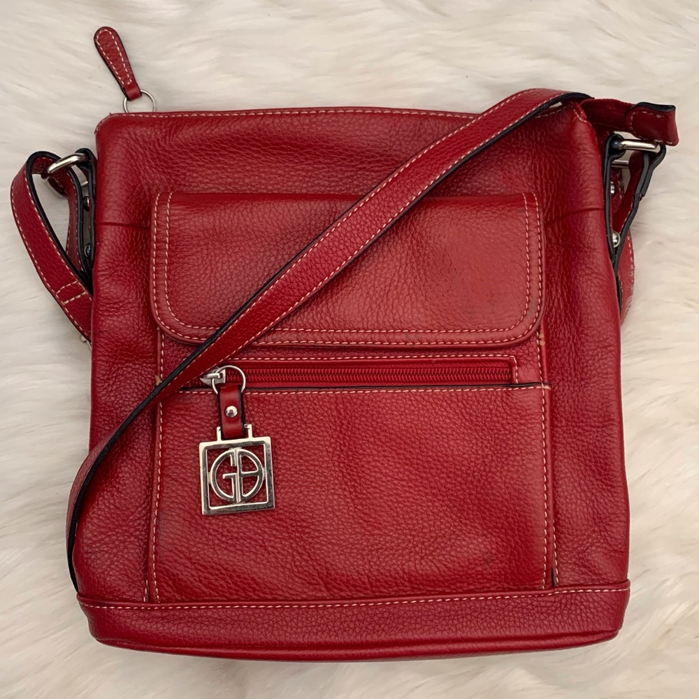 Giani Bernini Red Pebble Leather Dasher Crossbody Bag